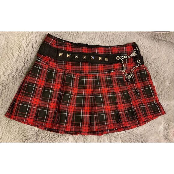 Tripp NYC Gothic Red Plaid Pleated mini skirt XS chains Safety pin Daang Goodman - Picture 4 of 9